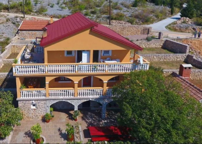 Mirjana Apartman Tribanj-Kruscica
